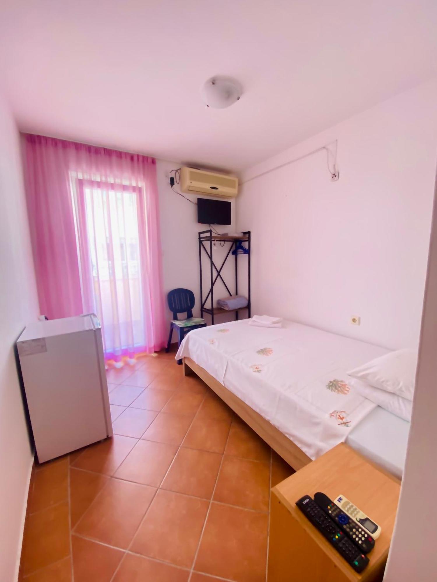 Natali * Budva
